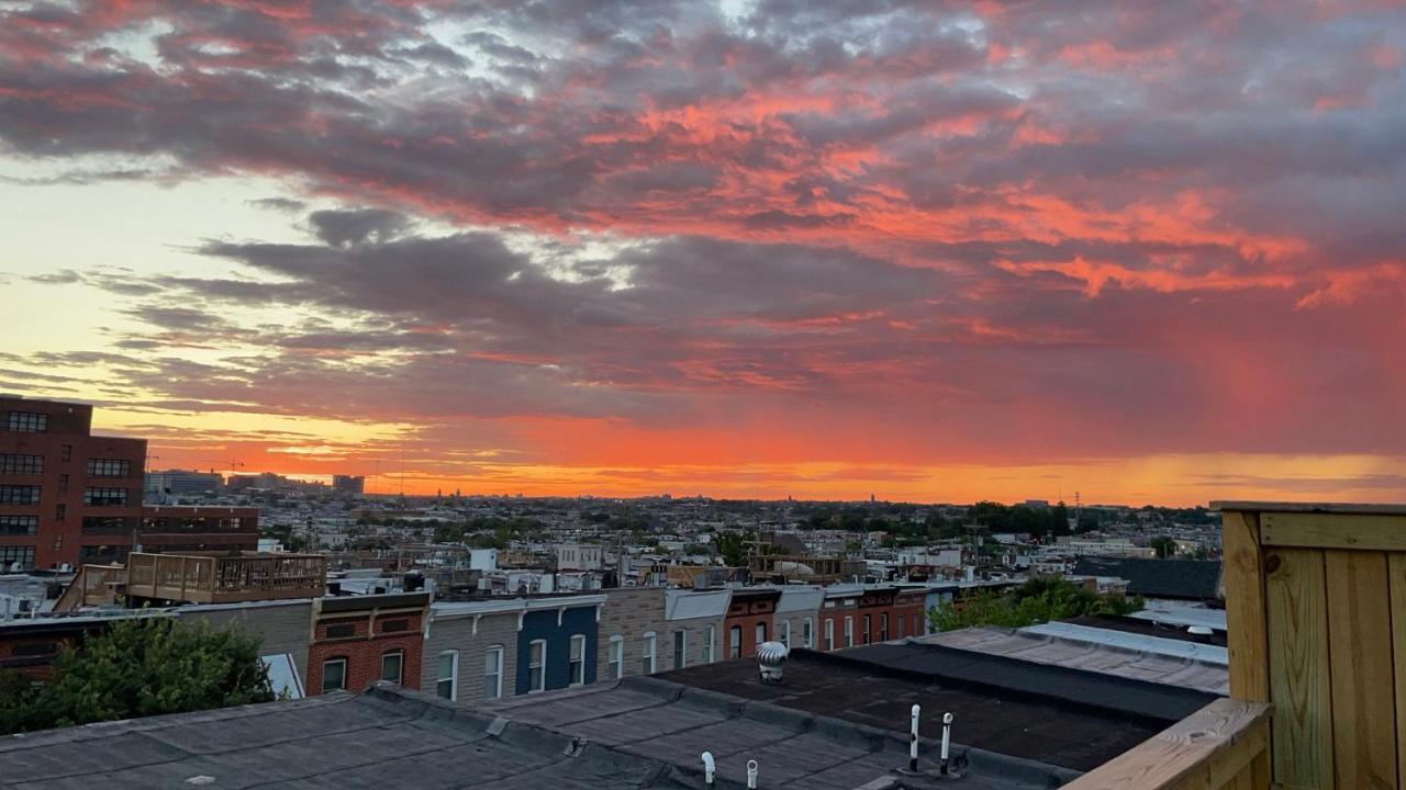 The Blue House! Modern+ Rooftop Deck+ Parking Baltimore Eksteriør bilde